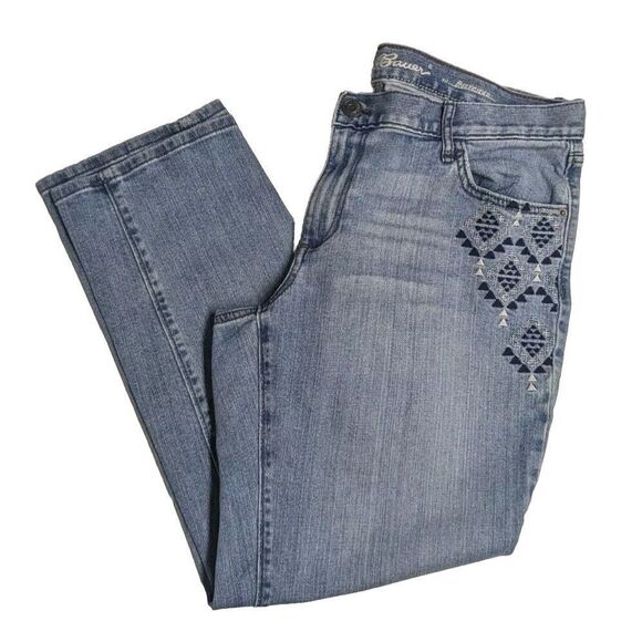 Eddie Bauer Jeans Women 10 Embroidered Aztec Ankle / Cropped Specially Dyed - Picture 1 of 9